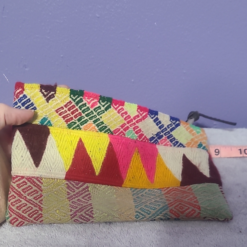 Multicolor Patterned Hobo Bag - Picture 3 of 3